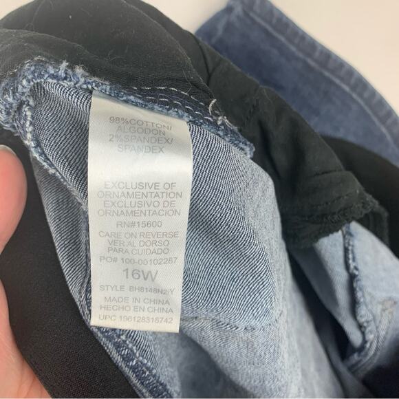 Democracy women's size 16 W Blue Relaxed Fit Jean Shorts slimming pull on - Picture 5 of 9